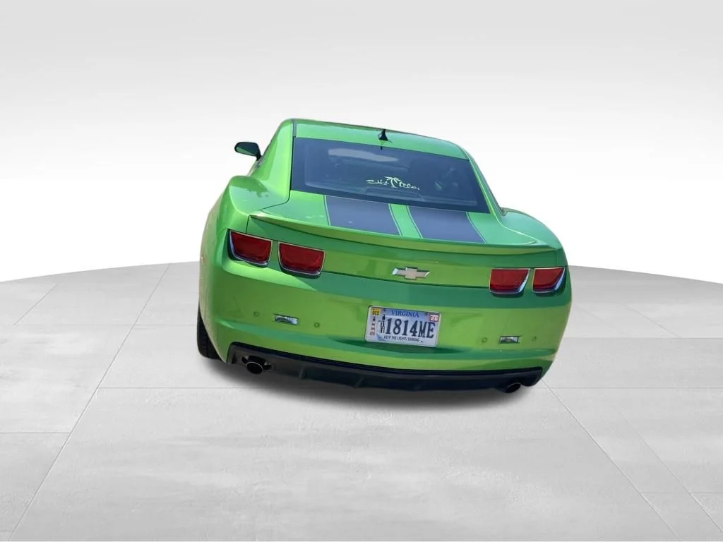 Used 2010 Green Chevrolet 1LT image 17