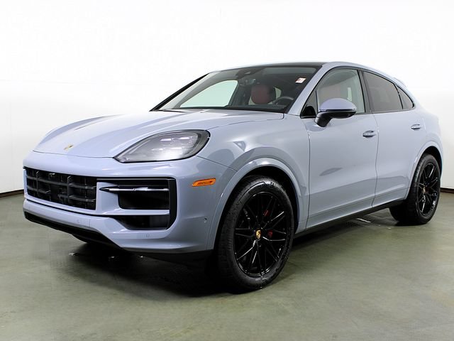 2026 Porsche Cayenne S's photo
