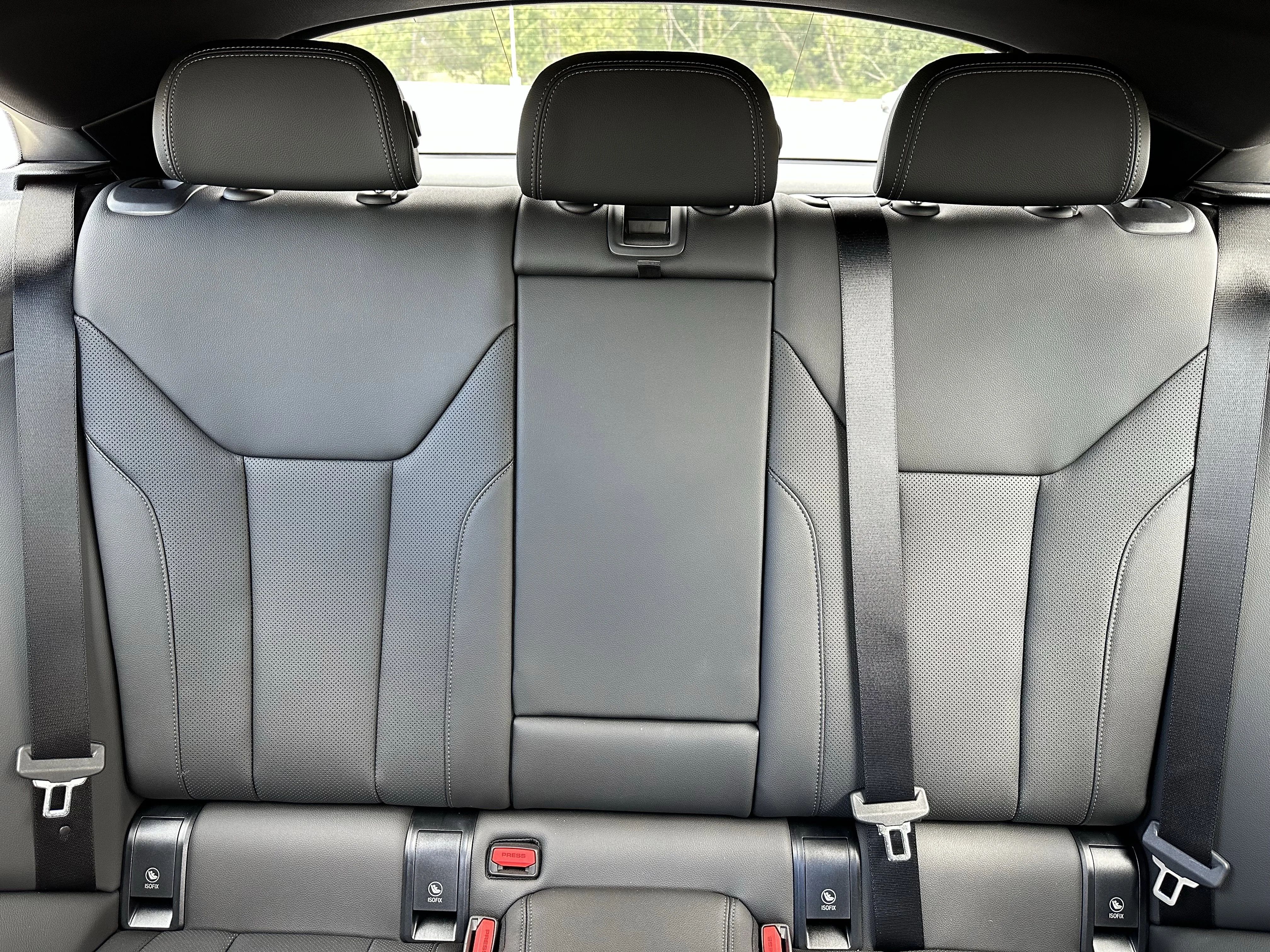 New 2024 Jet Black BMW eDrive40 image 18