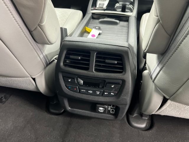 Used 2019 Blue Honda Touring image 25