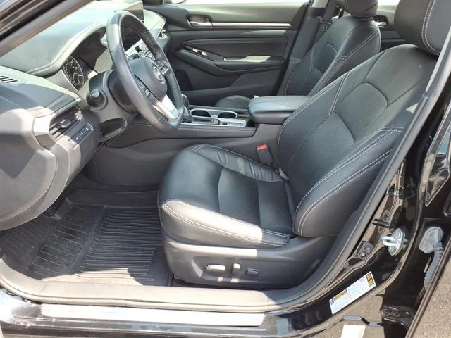 Used 2023 Black Nissan 2.5 SL image 20