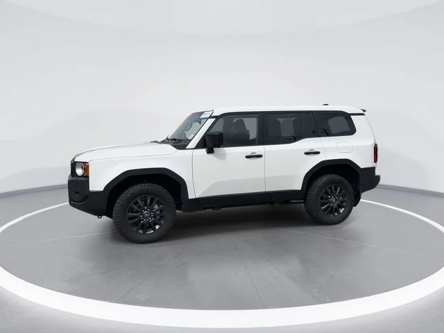 Used 2024 White Toyota 1958 image 4