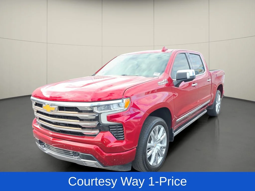 Used 2022 Red Chevrolet High Country image 4