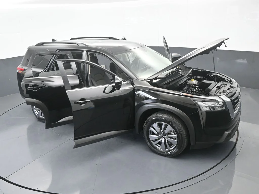 2025 Nissan Pathfinder SV - Photo 74