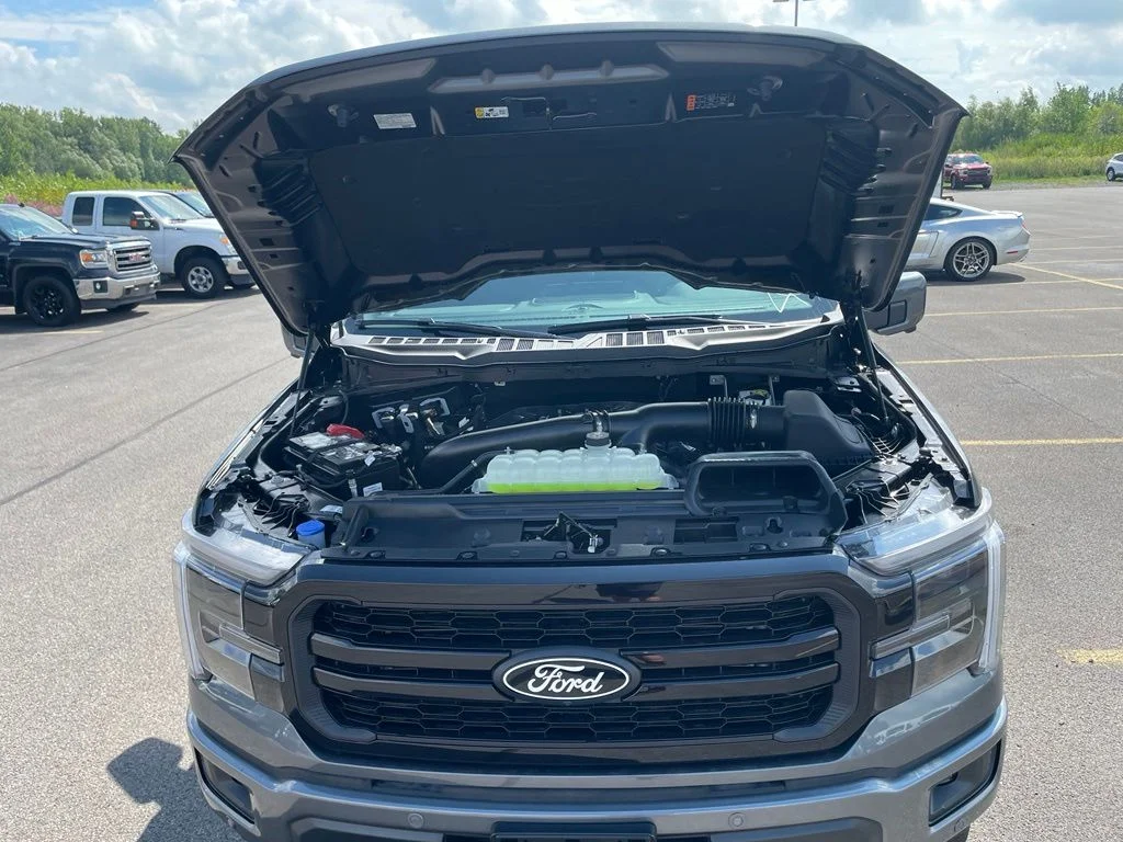 New 2026 Carbonized Gray Metallic Ford Lariat® image 32