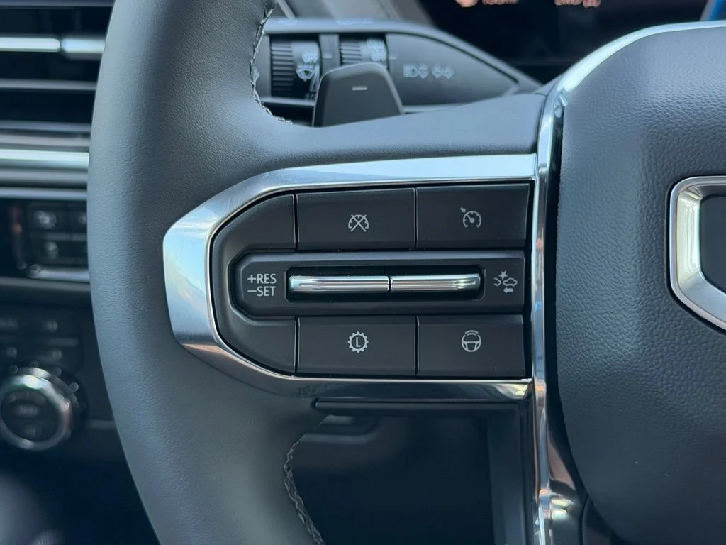 2026 GMC Yukon Denali - Photo 11