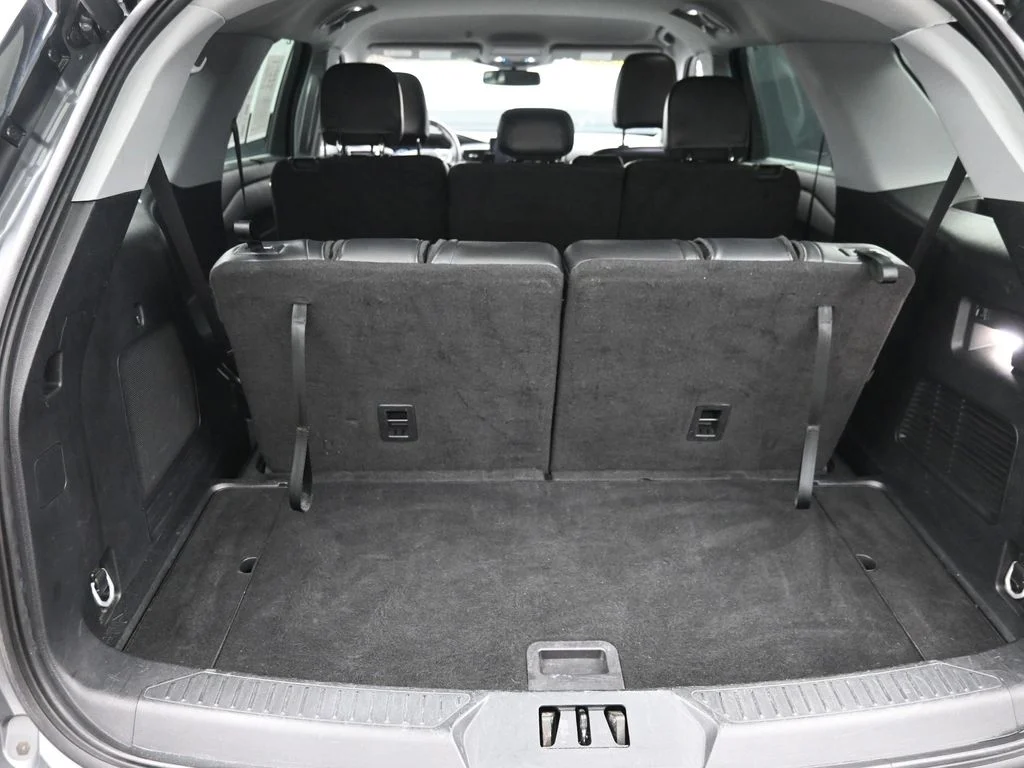 Used 2023 Gray Ford Limited image 12