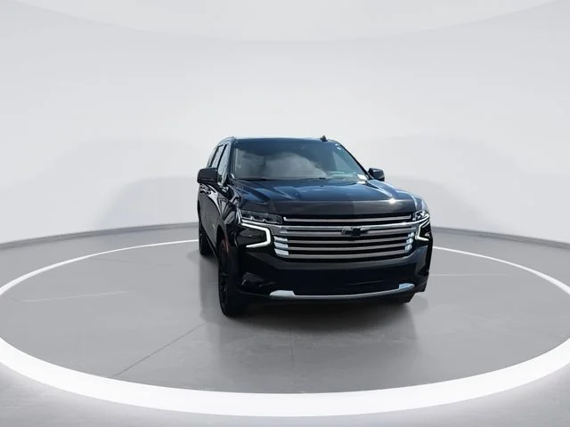 Used 2021 Black Chevrolet High Country image 3