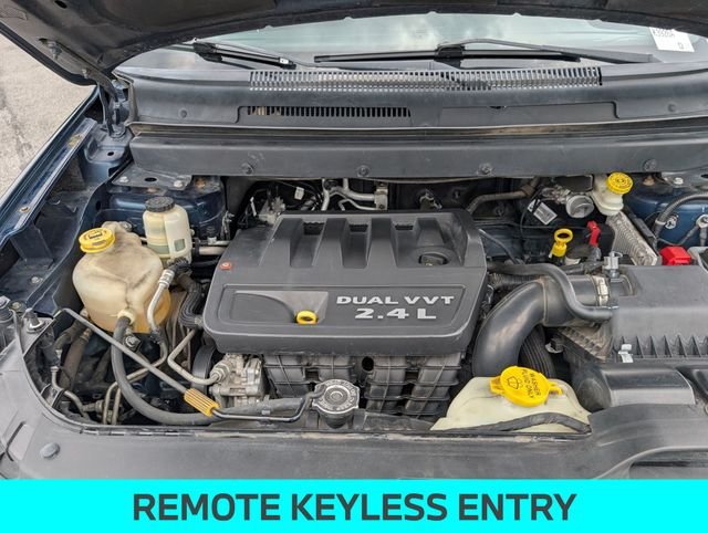 Used 2013 Blue Dodge SXT image 12