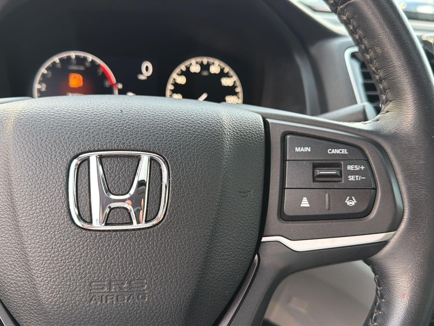 Used 2024 Platinum White Pearl Honda RTL image 22
