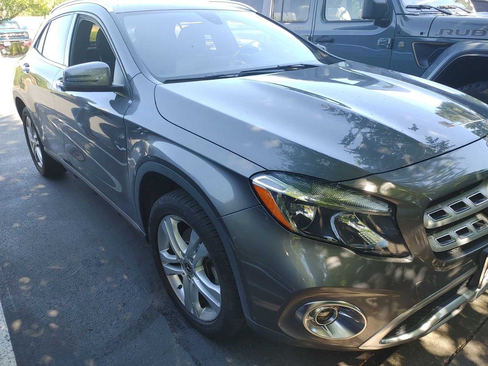 Used 2019 Gray Mercedes-Benz GLA 250 image 2