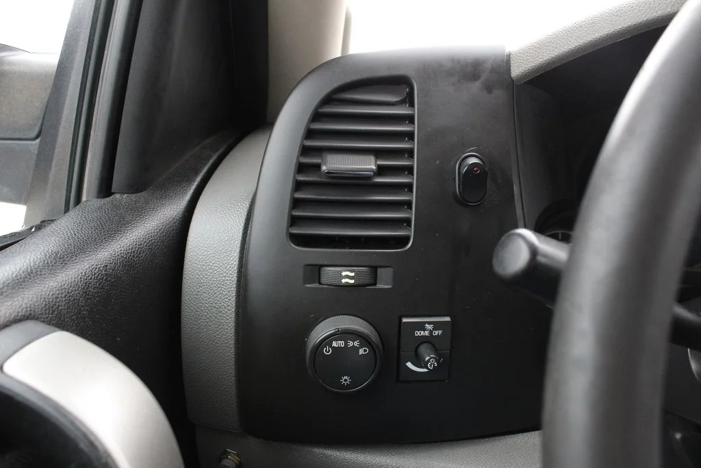 Used 2012 White Chevrolet LS image 6