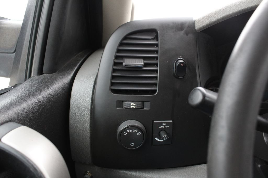 Used 2012 White Chevrolet LS image 6