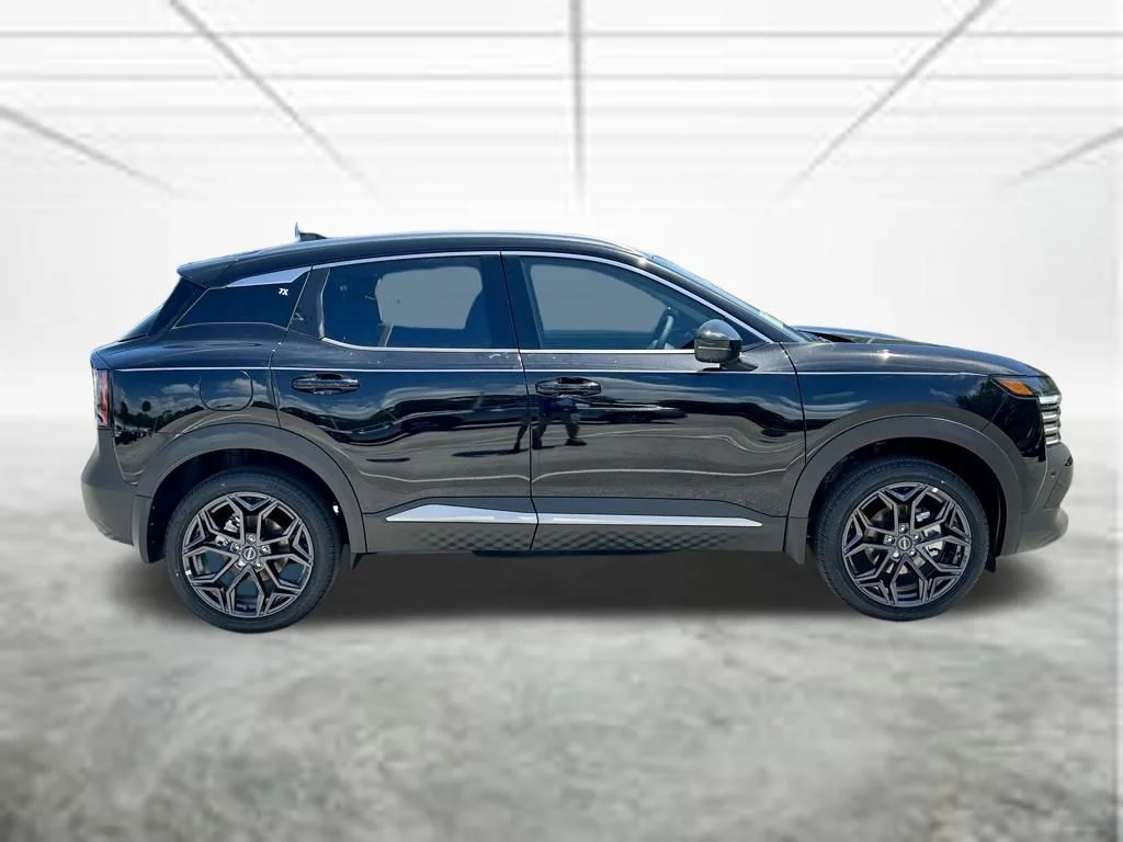 New 2026 Super Black Nissan SR image 4