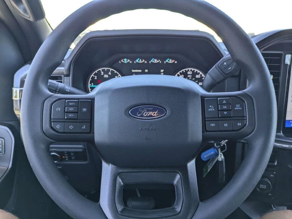 New 2026 Oxford White Ford STX image 26