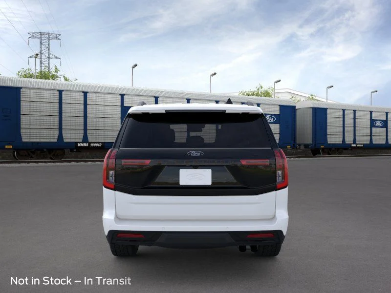 New 2026 Star White Metallic Tri-Coat Ford Tremor image 5