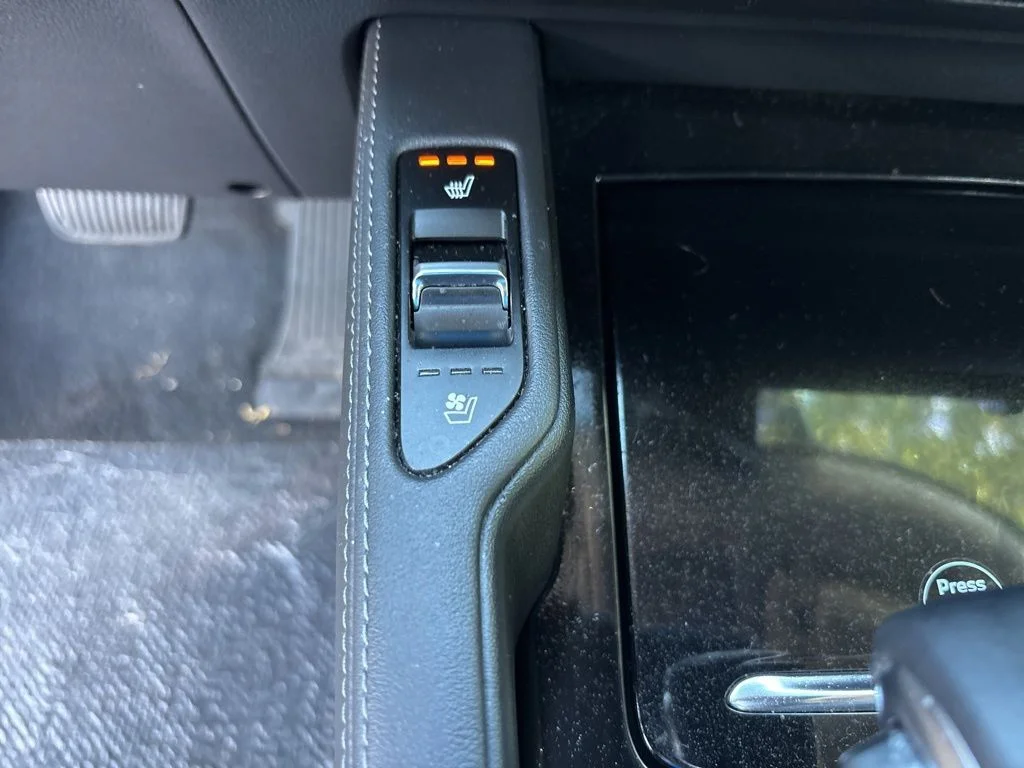Used 2022 Gray Kia EX image 33
