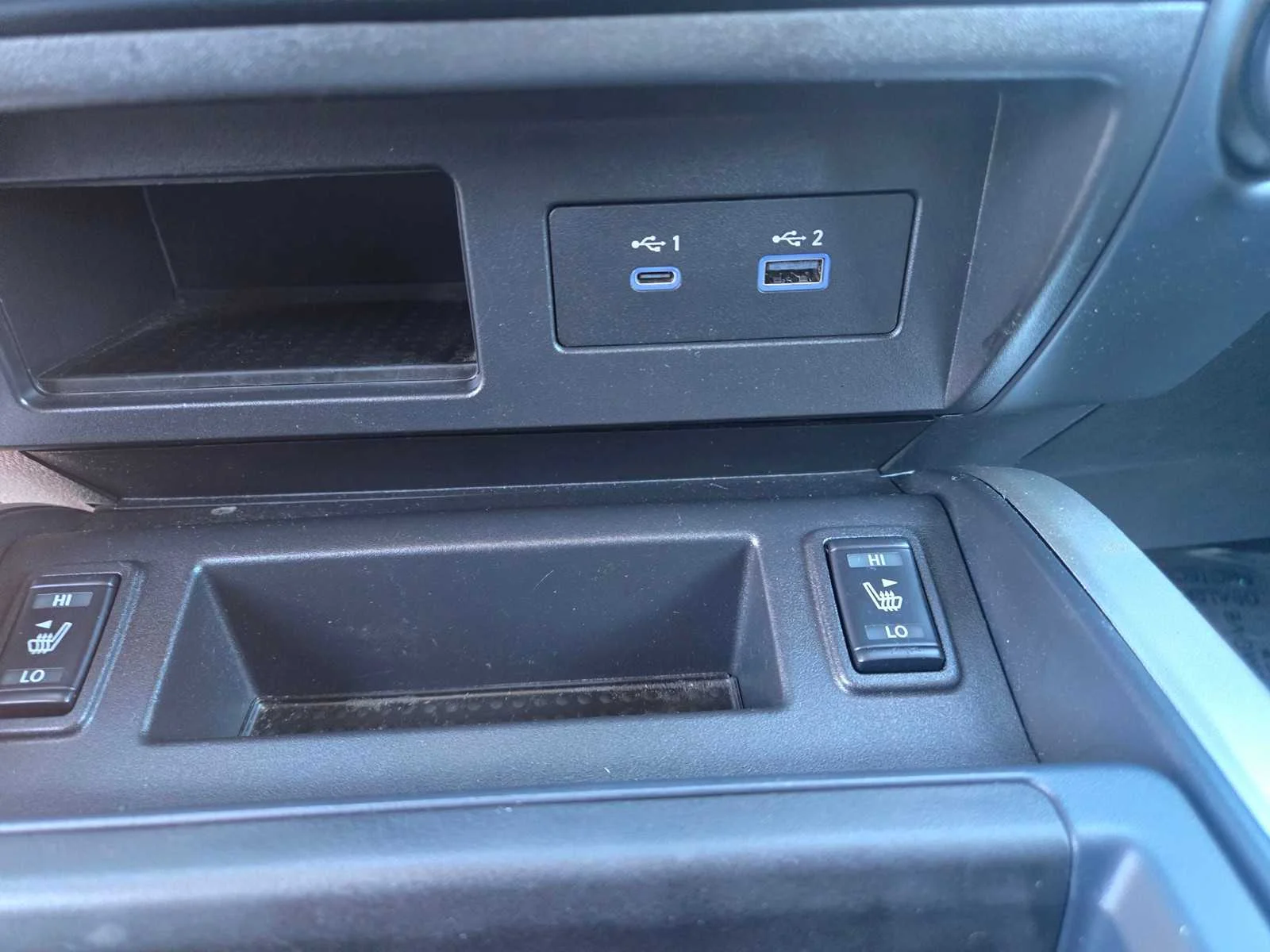 Used 2023  Nissan SV image 18