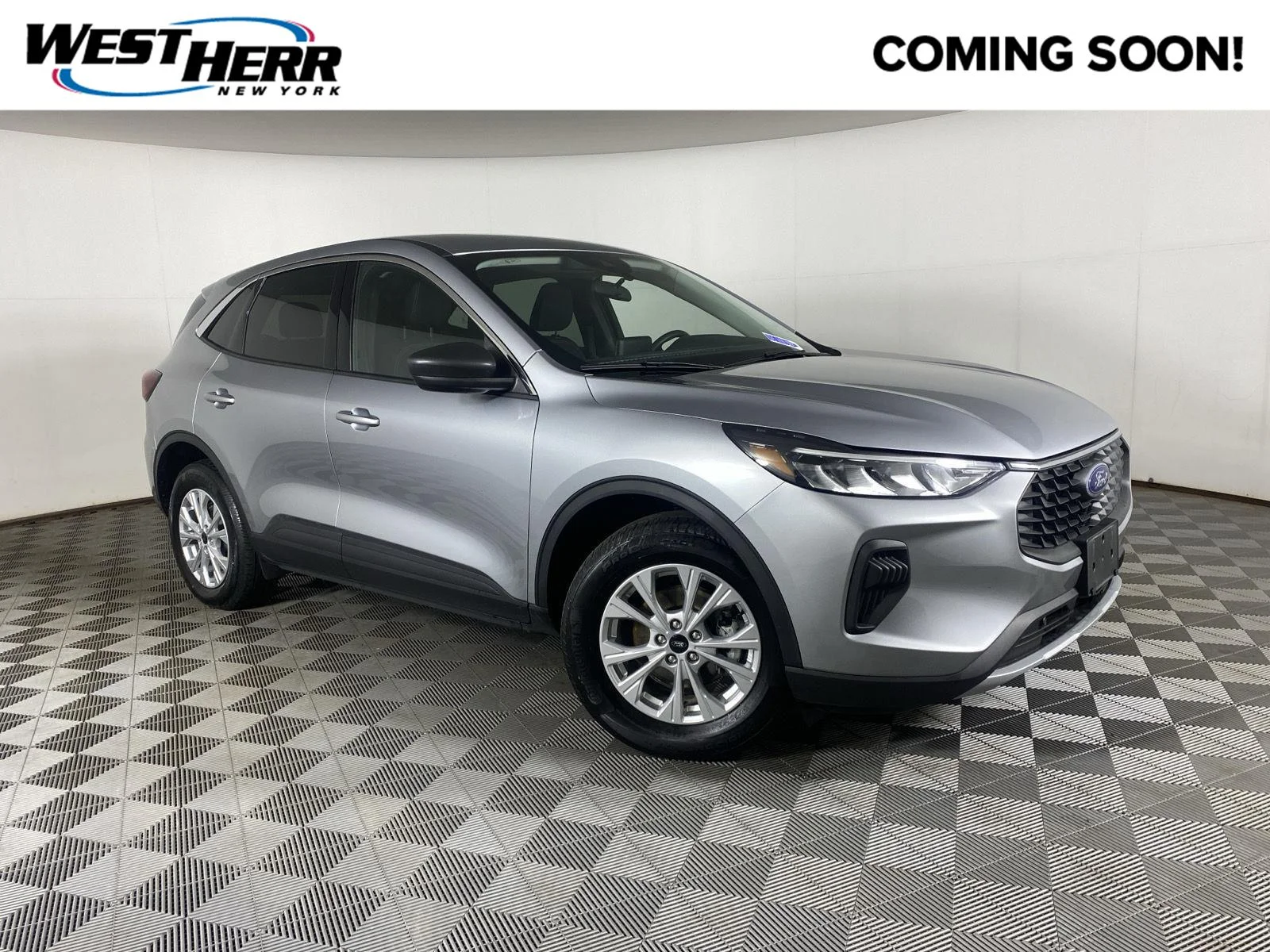 Used 2023 Iconic Silver Ford Active image 1