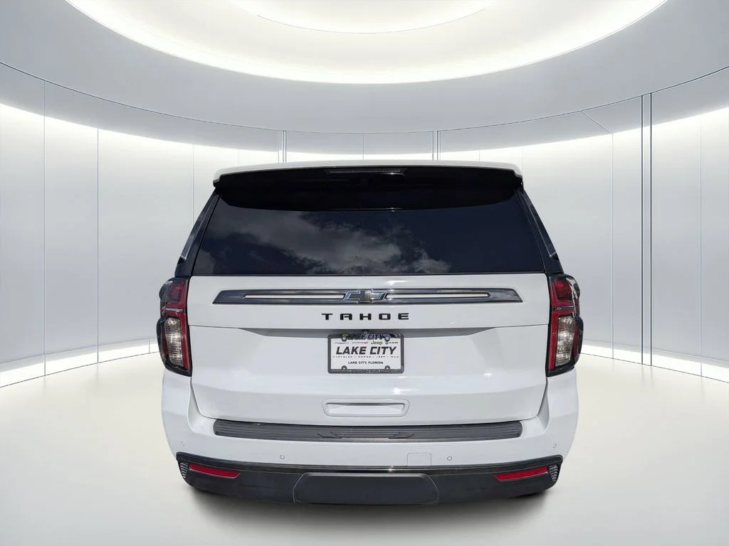 Used 2022 White Chevrolet Z71 image 5