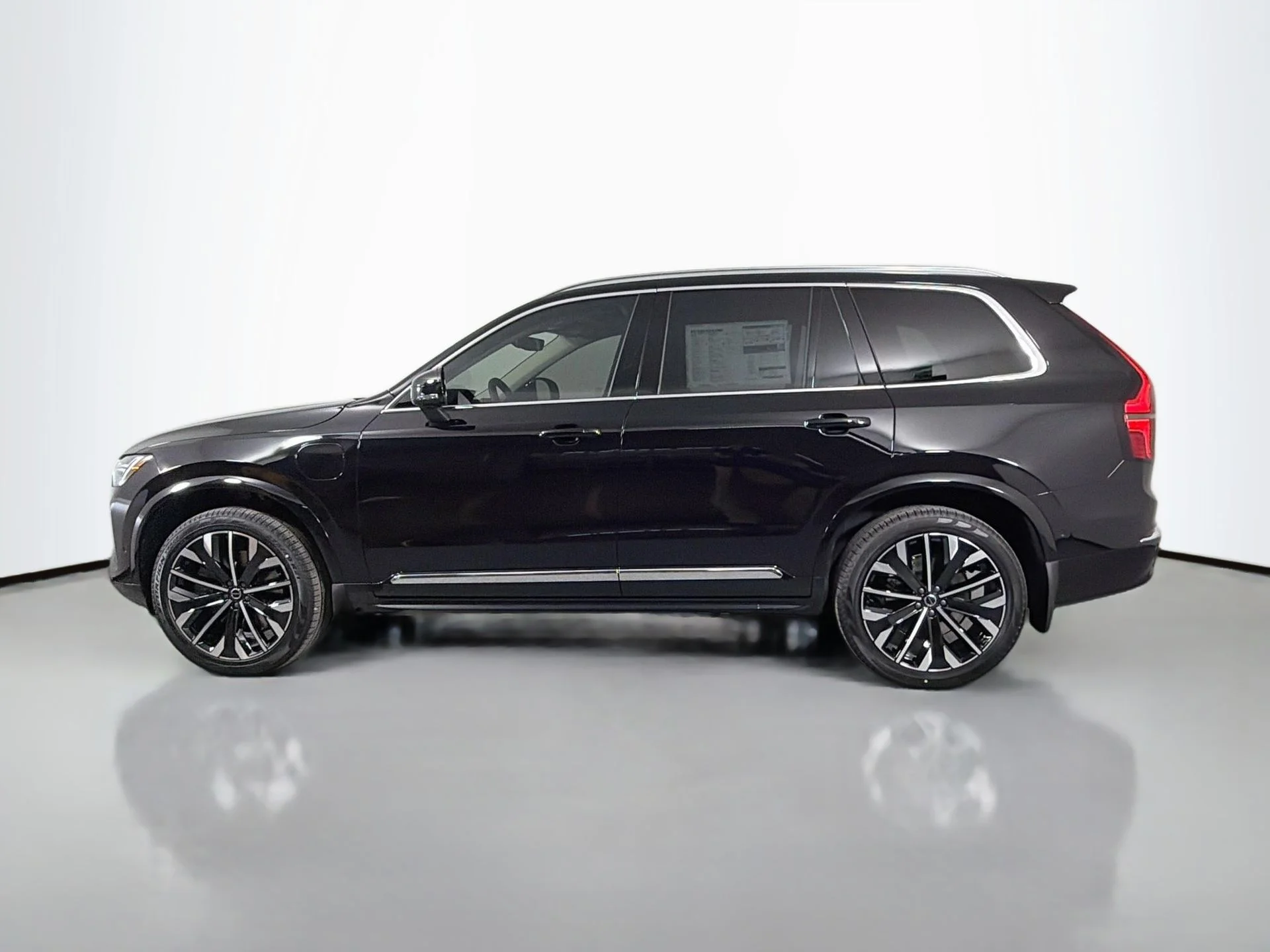 New 2026 Black Volvo T8 Ultra image 8