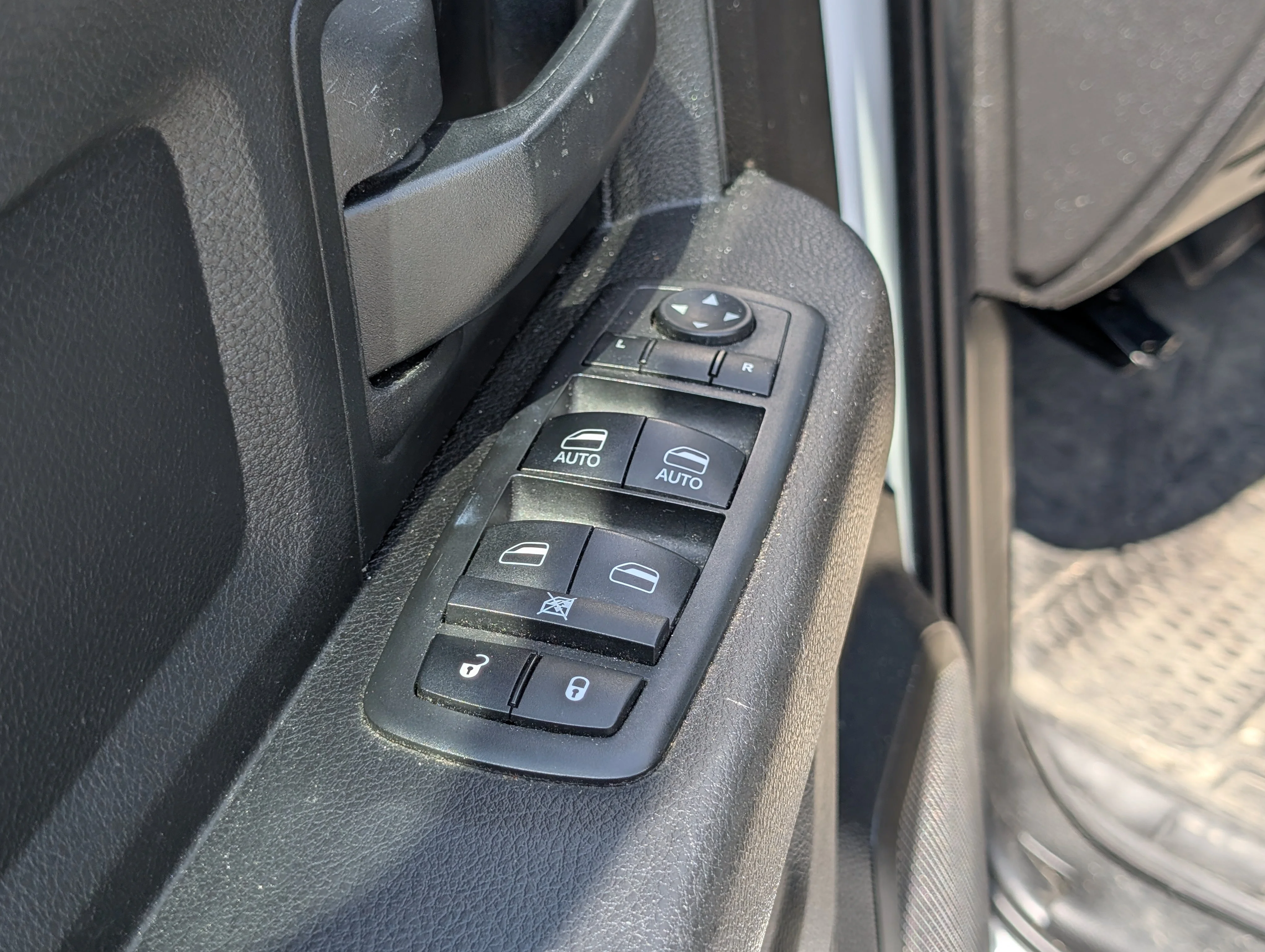 Used 2019 Bright White Ram ST image 18