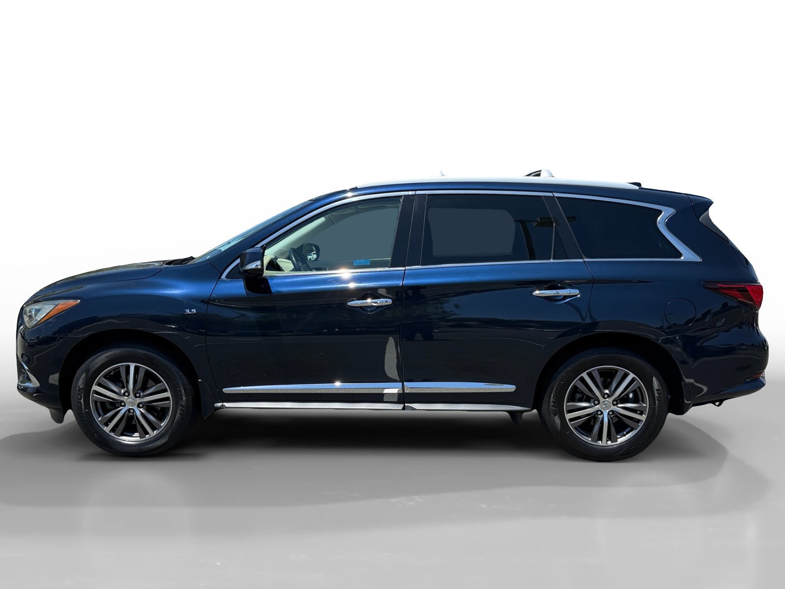 Used 2018 INFINITI QX60 Base with VIN 5N1DL0MN8JC507996 for sale in Vallejo, CA