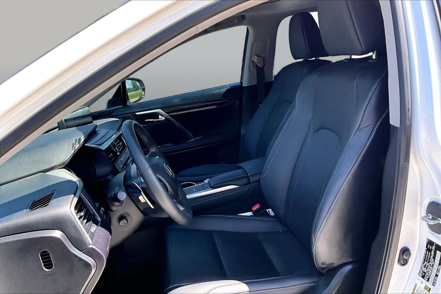 Used 2022 Eminent White Pearl Lexus  image 8