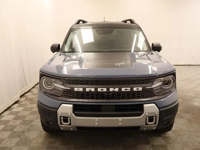 New 2026 Azure Gray Metallic Tri-Coat Ford Badlands® image 23