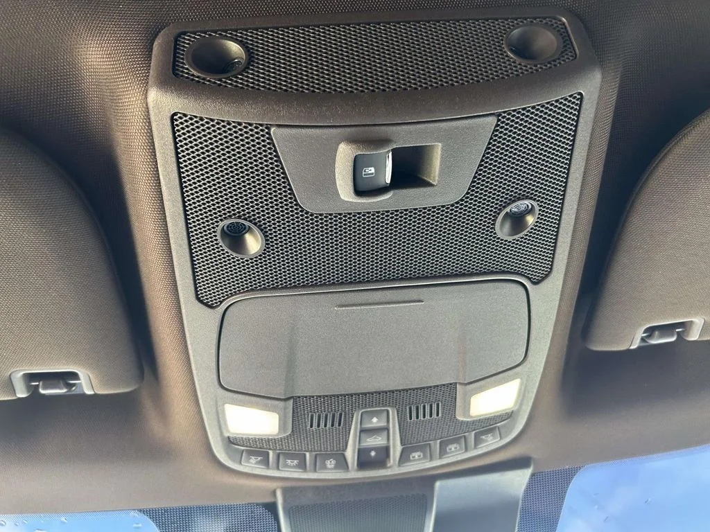 Used 2019 Blue Ford King Ranch image 24