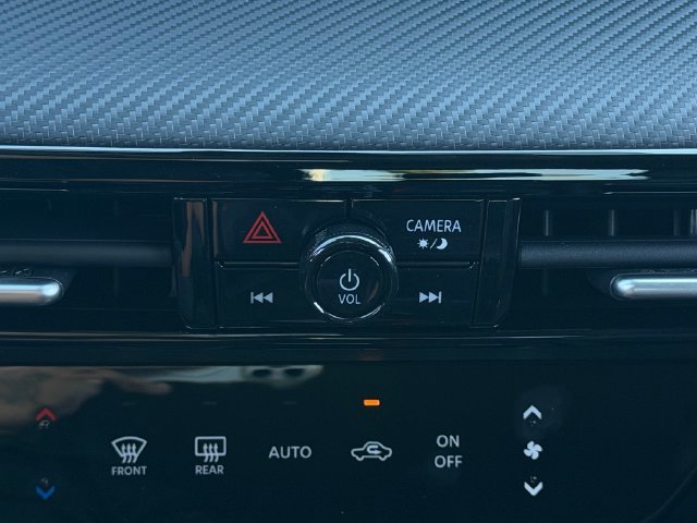 New 2027 Deep Blue Pearl Nissan SR image 22
