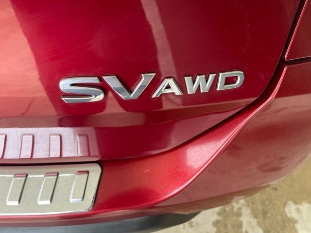 Used 2018 Red Nissan SV image 13