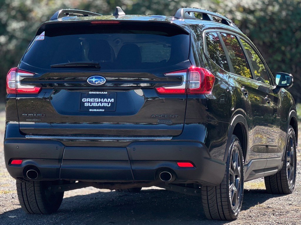 Used 2023 Crystal Black Silica Subaru Onyx Edition image 6