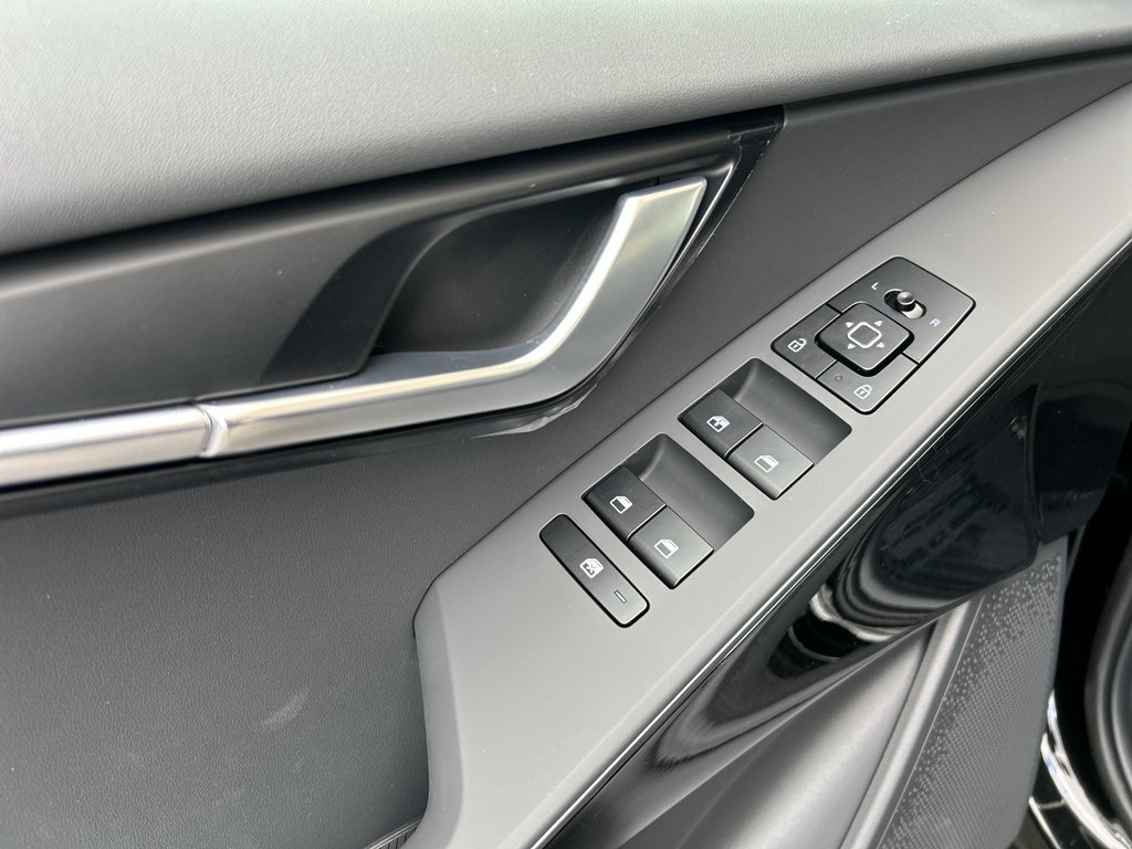 New 2026 Aurora Black Pearl Kia WIND image 17