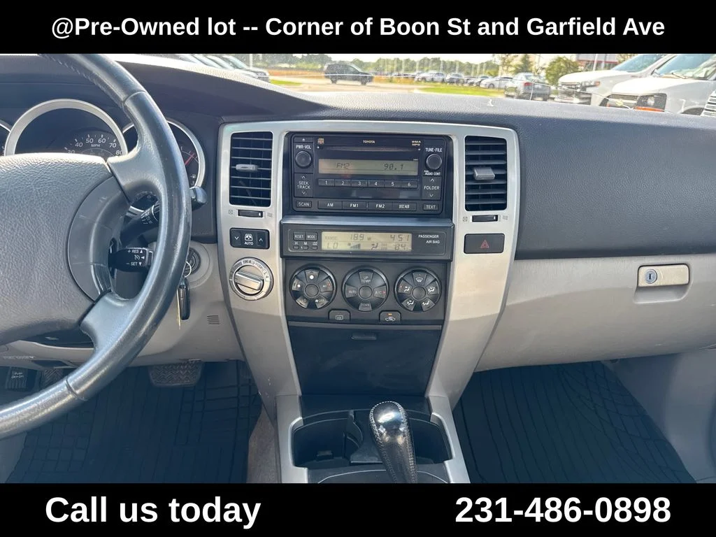 Used 2008 Black Toyota SR5 image 18