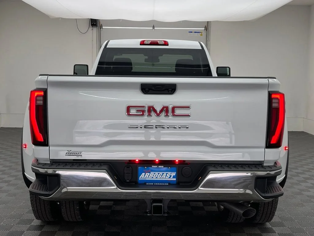 2026 GMC Sierra 3500HD Pro - Photo 7