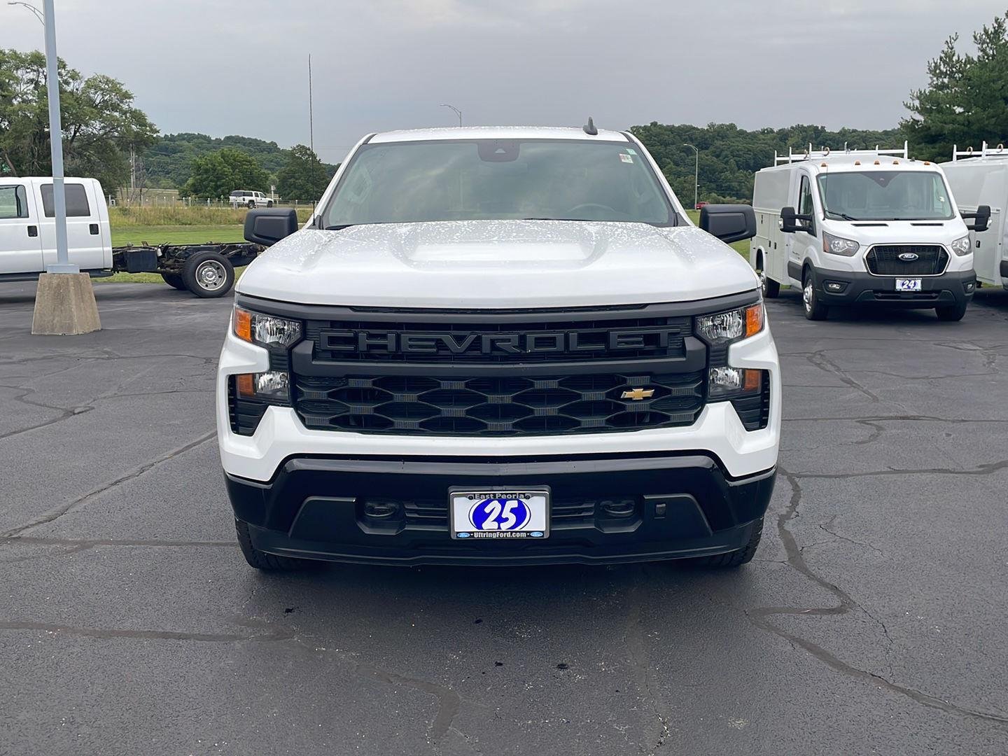 Used 2025 Summit White Chevrolet Work Truck image 8