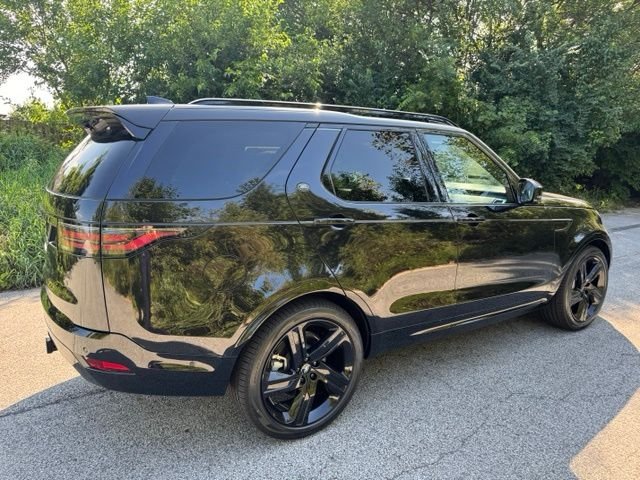 New 2026 Santorini Black Land Rover Dynamic SE image 5