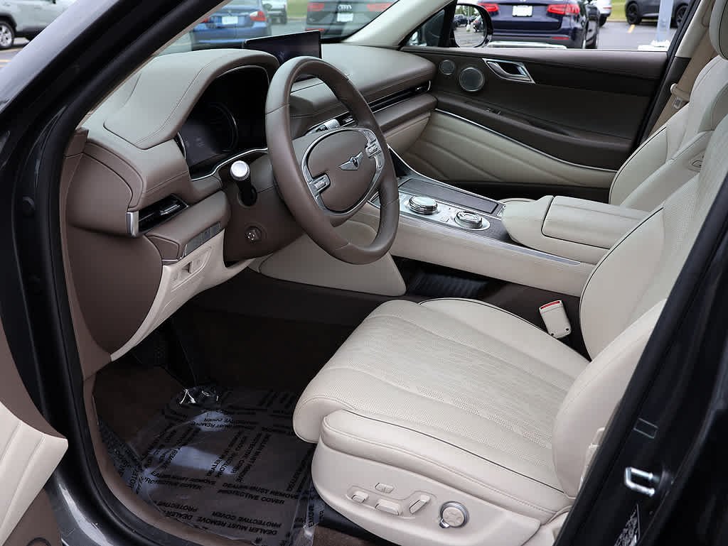 Used 2023 Himalayan Gray Genesis Advanced + image 10