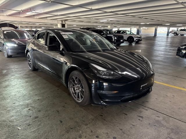 Used 2023  Tesla Base image 2