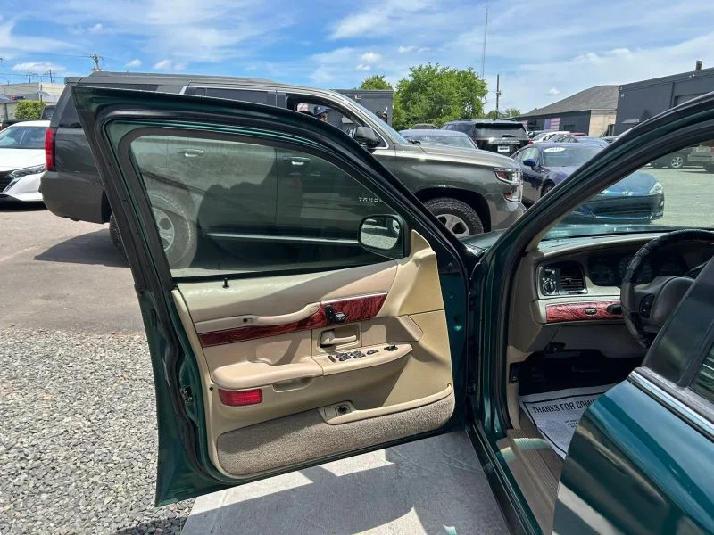 Used 2000 Green Mercury GS Sedan 4D image 33