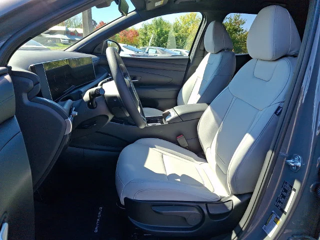 New 2027 Gray Hyundai SE image 9