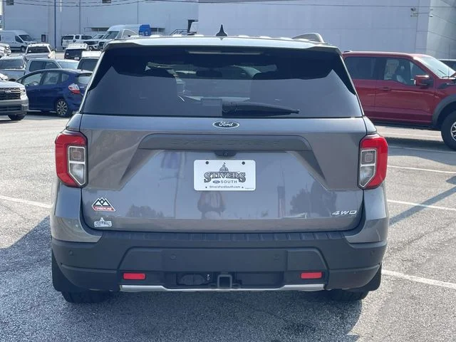 Used 2023 Gray Ford Timberline image 10