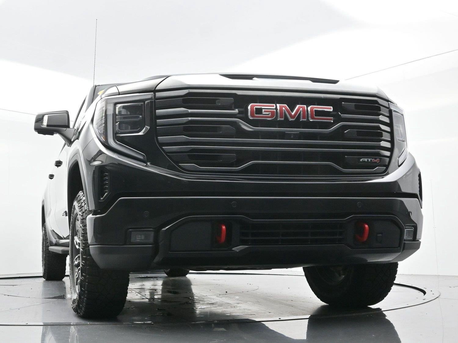 Used 2024 Onyx Black GMC AT4 image 50