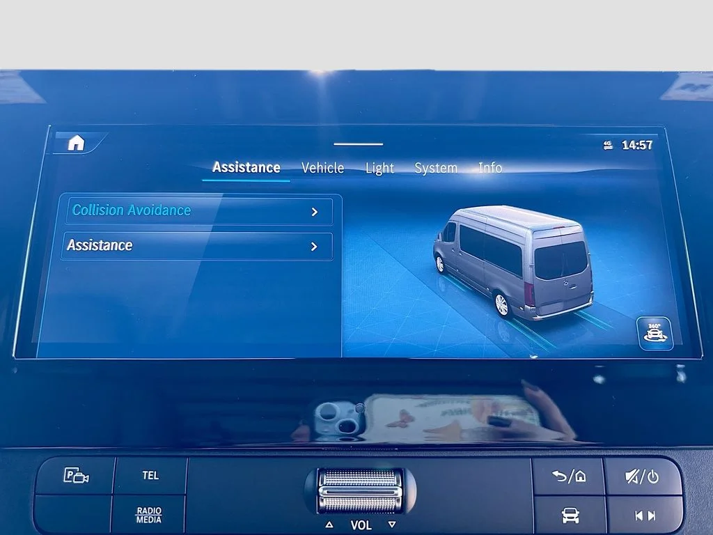 New 2026  Mercedes-Benz Cargo 144 WB image 33