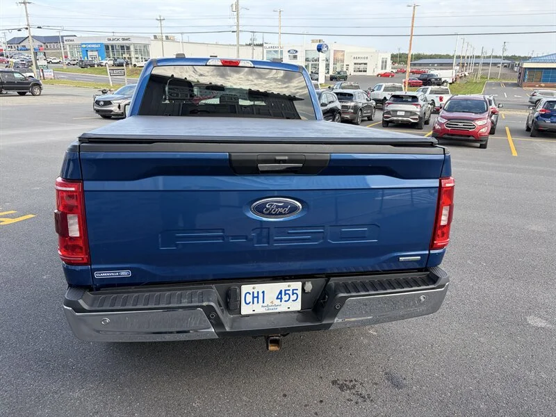 Used 2023 Blue Ford XLT image 13