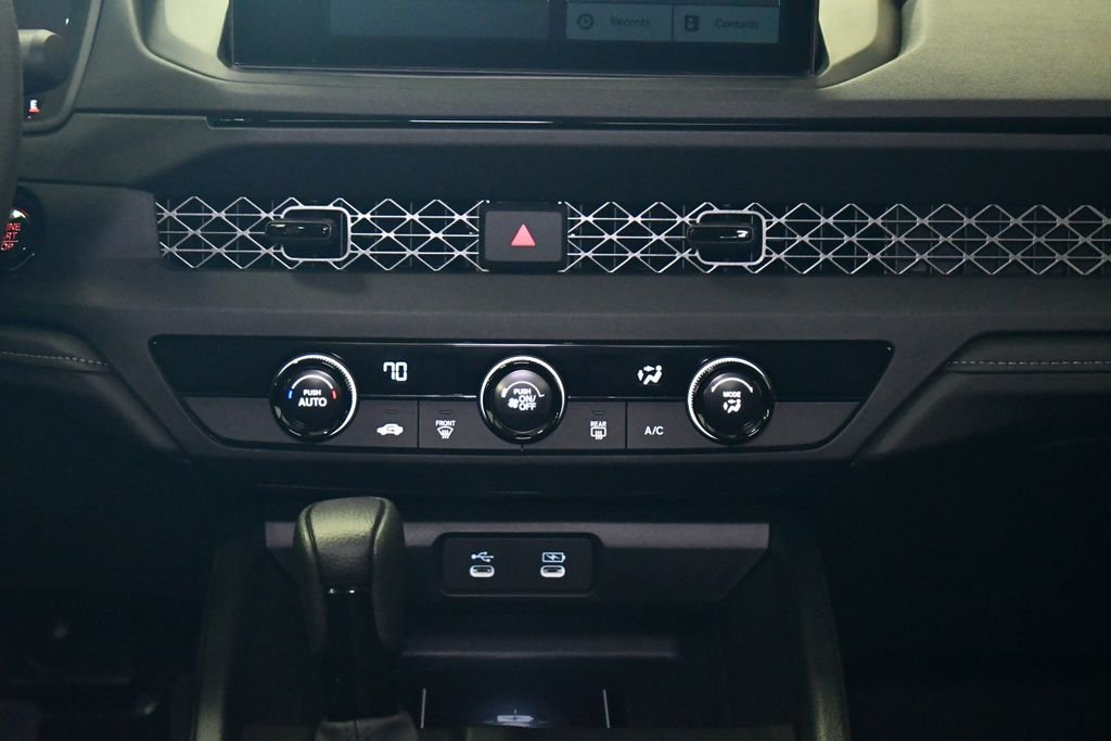 New 2026 Platinum White Pearl Honda LX image 12