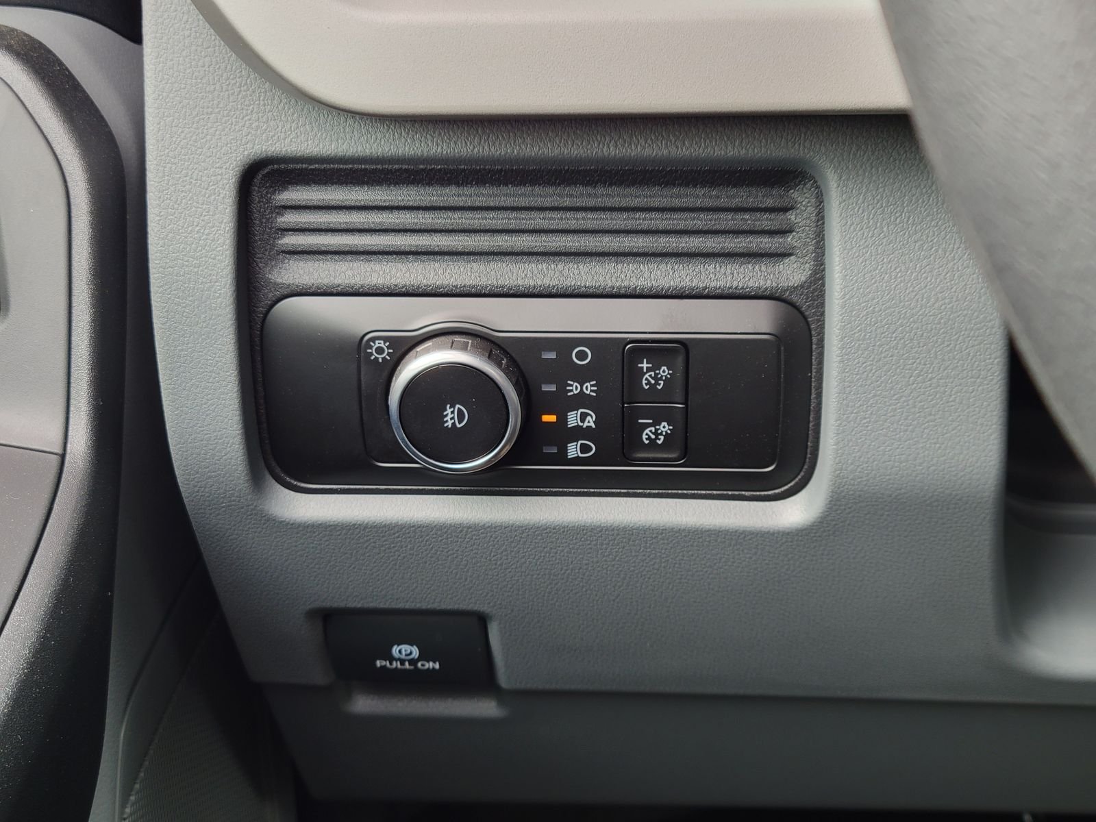 New 2026 Oxford White Ford F-450® XL image 44