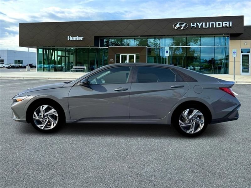 Certified Used 2025 Ecotronic Gray Hyundai SEL Sport image 3