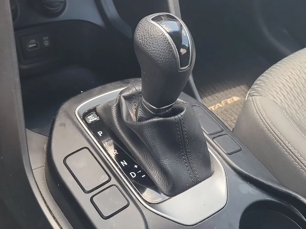 Certified Used 2017 Blue Hyundai SE image 23